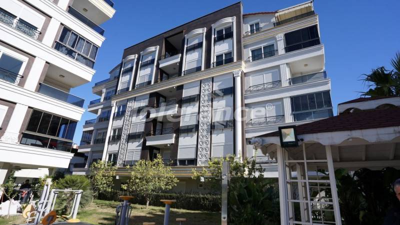 Apartment in Konyaaltı, Antalya with pool - buy realty in Turkey - 109198