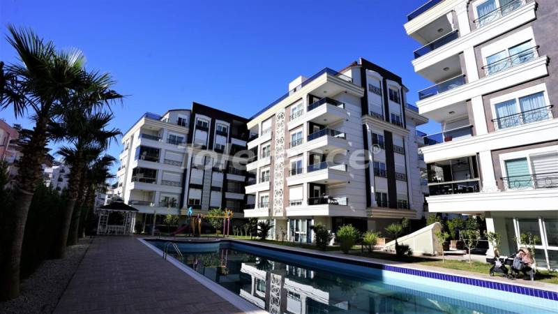 Apartment in Konyaaltı, Antalya with pool - buy realty in Turkey - 115036