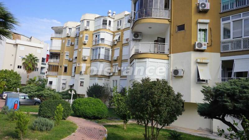 Apartment in Konyaalti, Antalya with pool - buy realty in Turkey - 63863