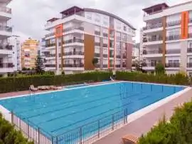 Apartment in Konyaalti, Antalya pool - buy realty in Turkey - 23031