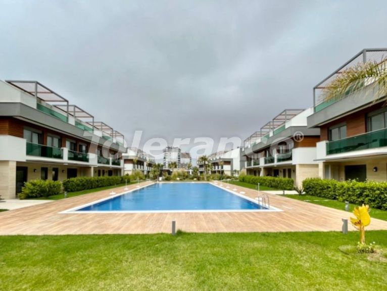 Apartment in Kundu, Antalya with pool - buy realty in Turkey - 101494