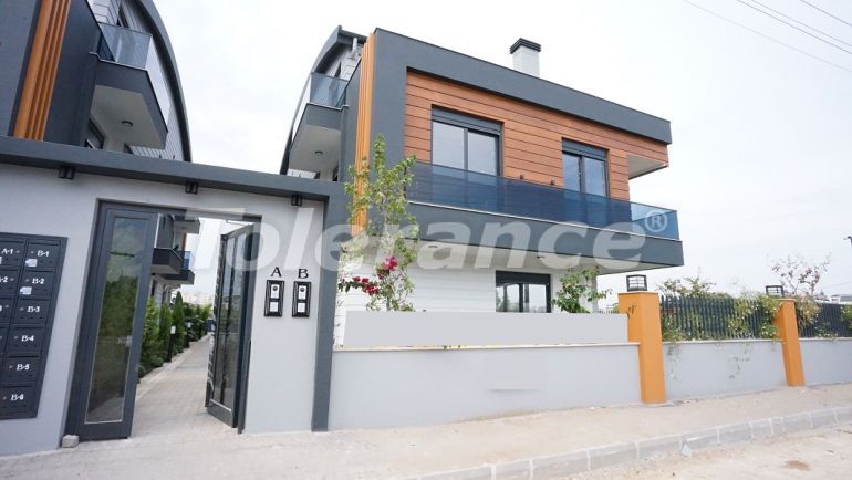 Apartment in Kundu, Antalya with pool - buy realty in Turkey - 46098