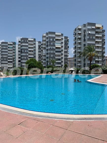 Apartment in Kundu, Antalya with pool - buy realty in Turkey - 95015