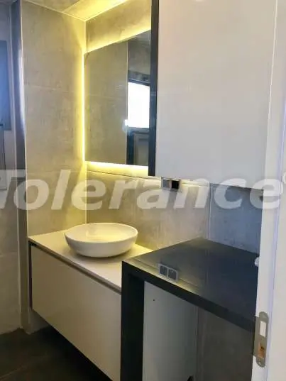 آپارتمان از سازنده که در کوش‌آداسی استخر - خرید ملک در ترکیه - 13300