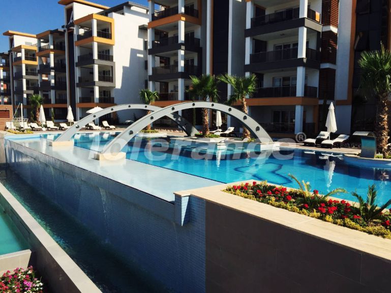 Appartement van de ontwikkelaar in Kuşadası zeezicht zwembad - 98216 Appartement van de ontwikkelaar in Kuşadası zeezicht zwembad - onroerend goed kopen in Turkije - 98216