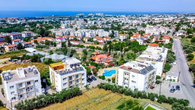 Appartement in Kyrenie, Noord-Cyprus zwembad - onroerend goed kopen in Turkije - 108178