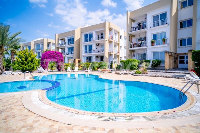 Appartement in Kyrenie, Noord-Cyprus zwembad - onroerend goed kopen in Turkije - 108181