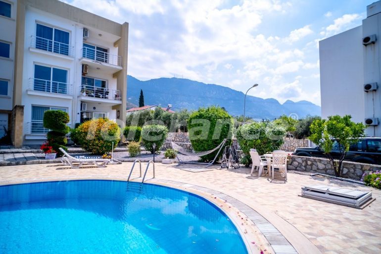 Appartement in Kyrenie, Noord-Cyprus zwembad - onroerend goed kopen in Turkije - 108184