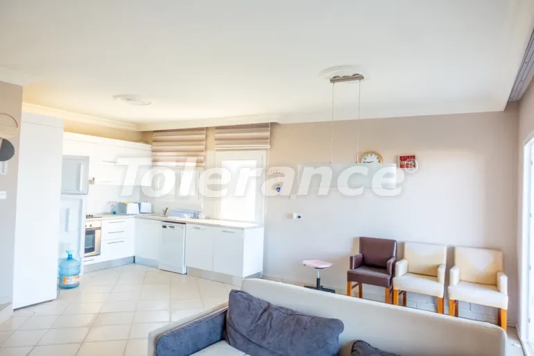 Appartement in Kyrenie, Noord-Cyprus zwembad - onroerend goed kopen in Turkije - 108188