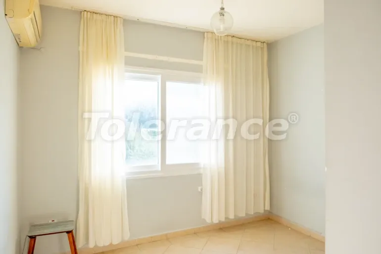 Appartement in Kyrenie, Noord-Cyprus zwembad - onroerend goed kopen in Turkije - 108199