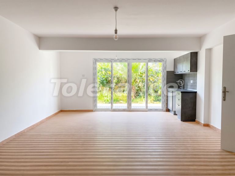 Apartment from the developer in Kyrenia, Northern Cyprus with pool - buy realty in Turkey - 144488