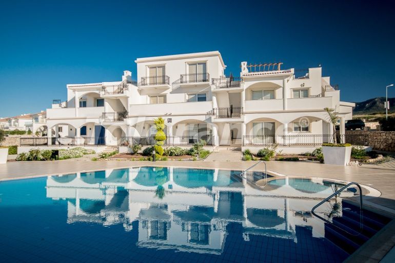 Apartment in Kyrenia, Northern Cyprus with sea view with pool - buy realty in Turkey - 71640