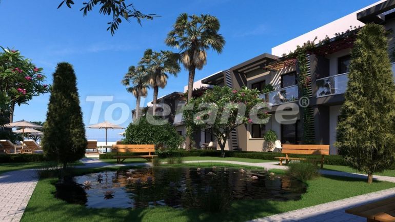 Appartement van de ontwikkelaar in Kyrenie, Noord-Cyprus zwembad - onroerend goed kopen in Turkije - 72832