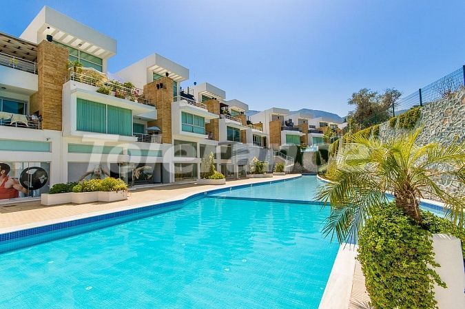 Appartement in Kyrenie, Noord-Cyprus zwembad - onroerend goed kopen in Turkije - 73046