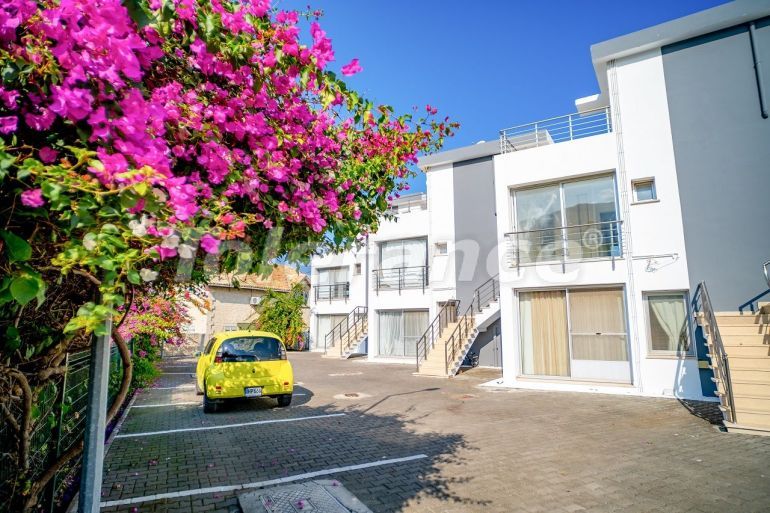 Apartment in Kyrenia, Northern Cyprus with sea view with pool - 73277 Apartment in Kyrenia, Northern Cyprus with sea view with pool - buy realty in Turkey - 73277