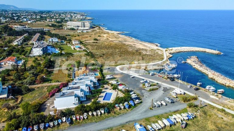 Apartment in Kyrenia, Northern Cyprus with sea view with pool - 73279 Apartment in Kyrenia, Northern Cyprus with sea view with pool - buy realty in Turkey - 73279