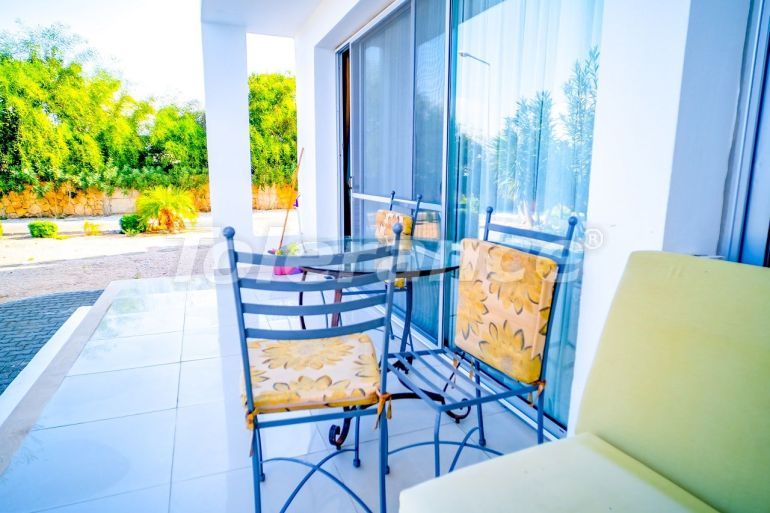 Apartment in Kyrenia, Northern Cyprus with sea view with pool - 73297 Apartment in Kyrenia, Northern Cyprus with sea view with pool - buy realty in Turkey - 73297