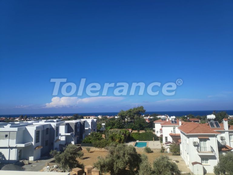 Apartment in Kyrenia, Northern Cyprus with sea view with pool - buy realty in Turkey - 75526