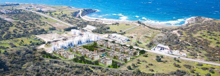 Apartment from the developer in Kyrenia, Northern Cyprus with sea view with pool with installment - buy realty in Turkey - 76664