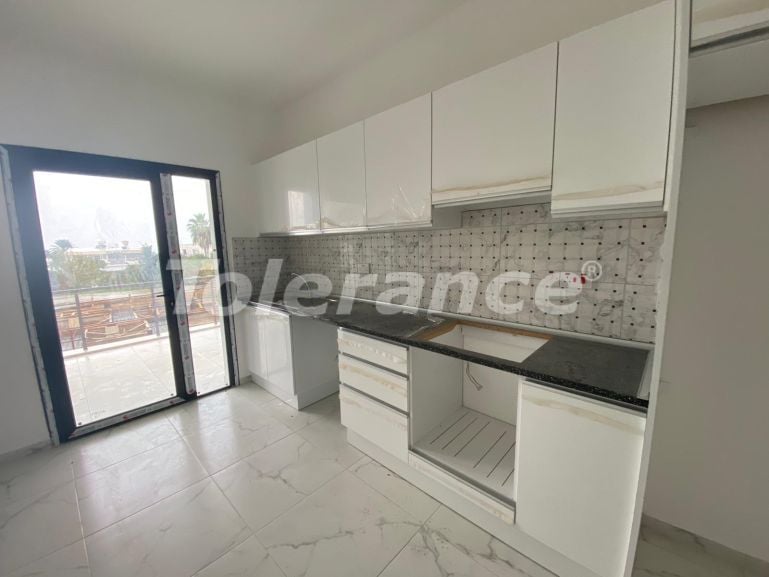 Apartment in Kyrenia, Northern Cyprus with pool - buy realty in Turkey - 76931