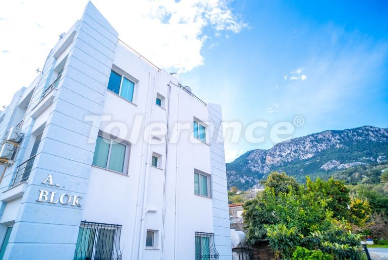آپارتمان که در کیرینیا, قبرس شمالی منظره دریا استخر - خرید ملک در ترکیه - 76950