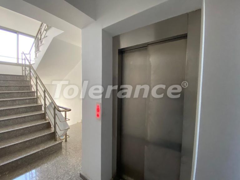 Appartement in Kyrenie, Noord-Cyprus - onroerend goed kopen in Turkije - 77038