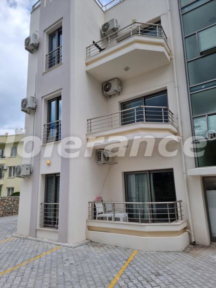 Apartment in Kyrenia, Northern Cyprus with pool - buy realty in Turkey - 80567