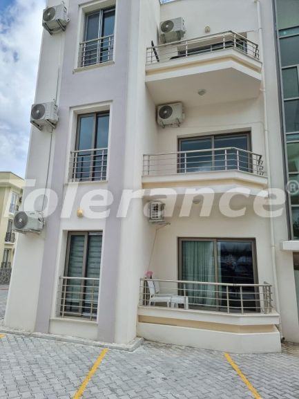 Apartment in Kyrenia, Northern Cyprus with pool - buy realty in Turkey - 80571