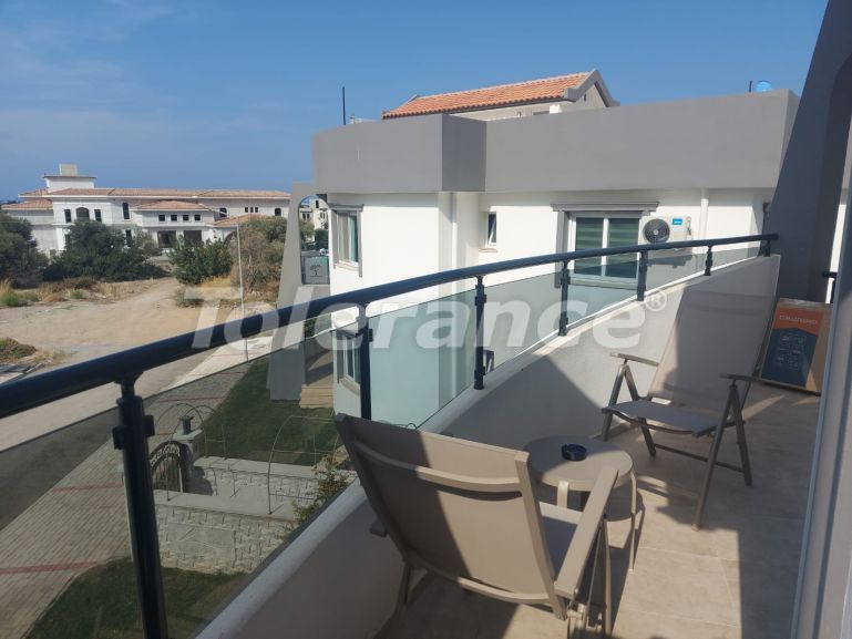 Apartment in Kyrenia, Northern Cyprus with pool - 80668 Apartment in Kyrenia, Northern Cyprus with pool - buy realty in Turkey - 80668