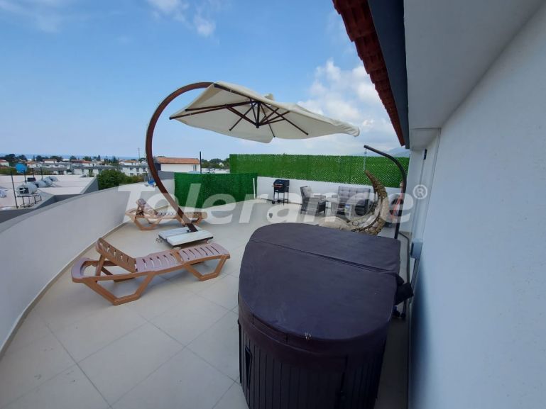 Apartment in Kyrenia, Northern Cyprus with pool - 80684 Apartment in Kyrenia, Northern Cyprus with pool - buy realty in Turkey - 80684