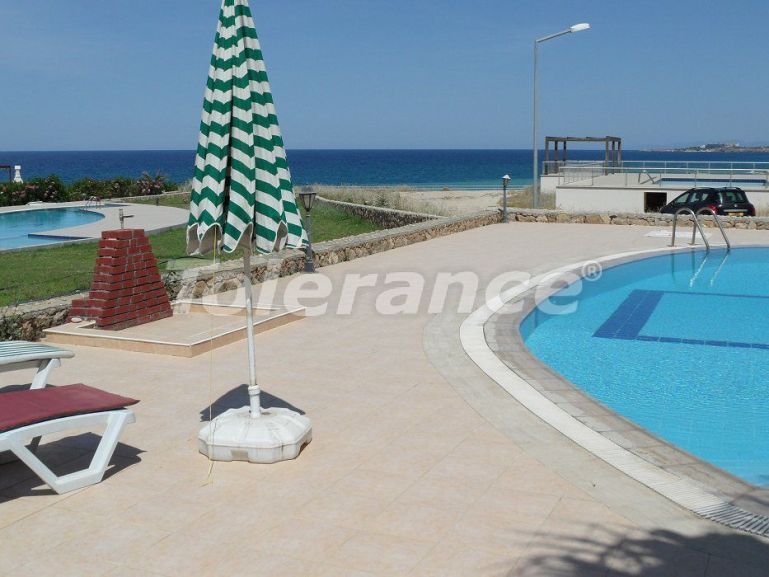 آپارتمان که در گیرنه, قبرس شمالی منظره دریا استخر - خرید ملک در ترکیه - 81369