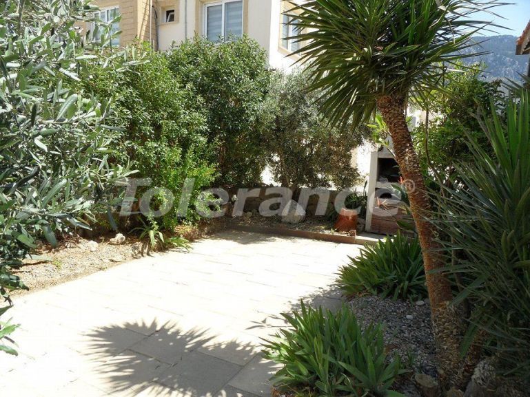 آپارتمان که در گیرنه, قبرس شمالی منظره دریا استخر - خرید ملک در ترکیه - 81374