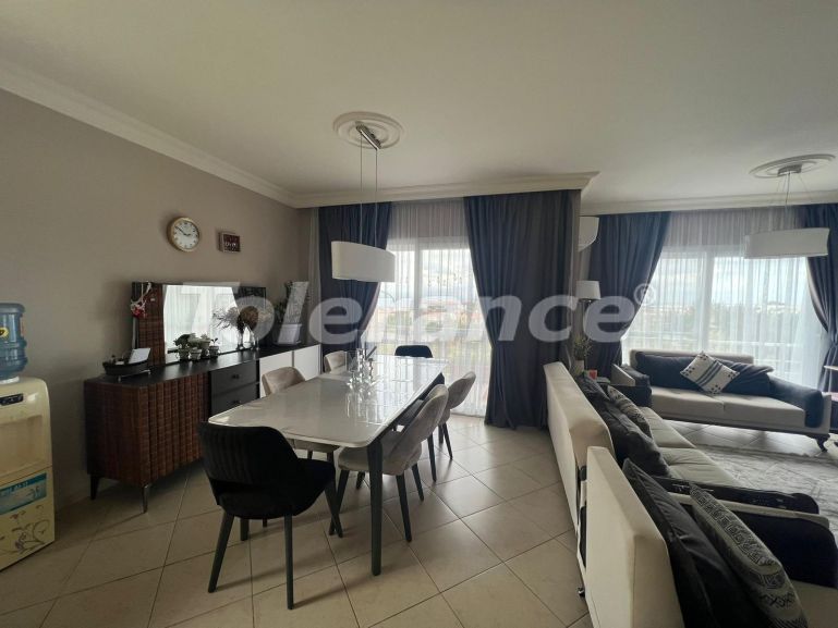 Appartement in Kyrenie, Noord-Cyprus zwembad - onroerend goed kopen in Turkije - 81517