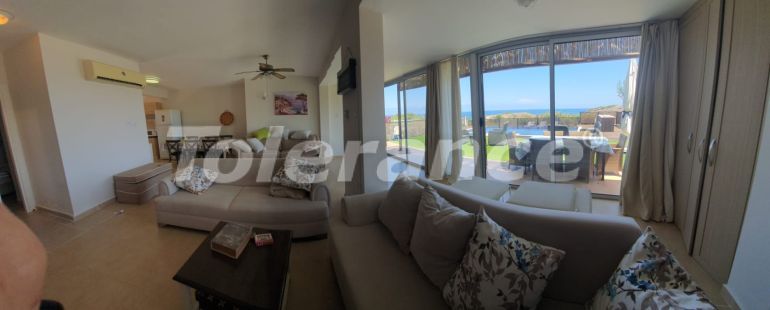 Apartment in Kyrenia, Northern Cyprus with sea view with pool - buy realty in Turkey - 82509