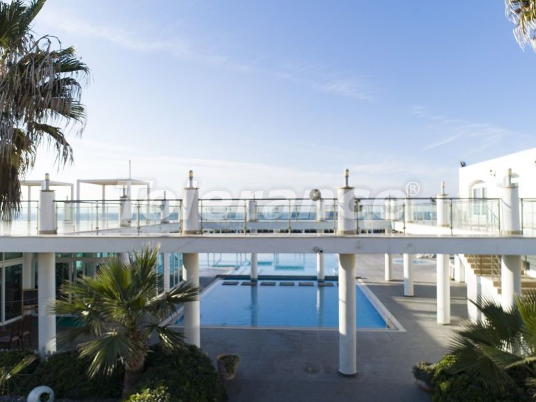 Apartment in Kyrenia, Northern Cyprus with sea view with pool with installment - buy realty in Turkey - 85411