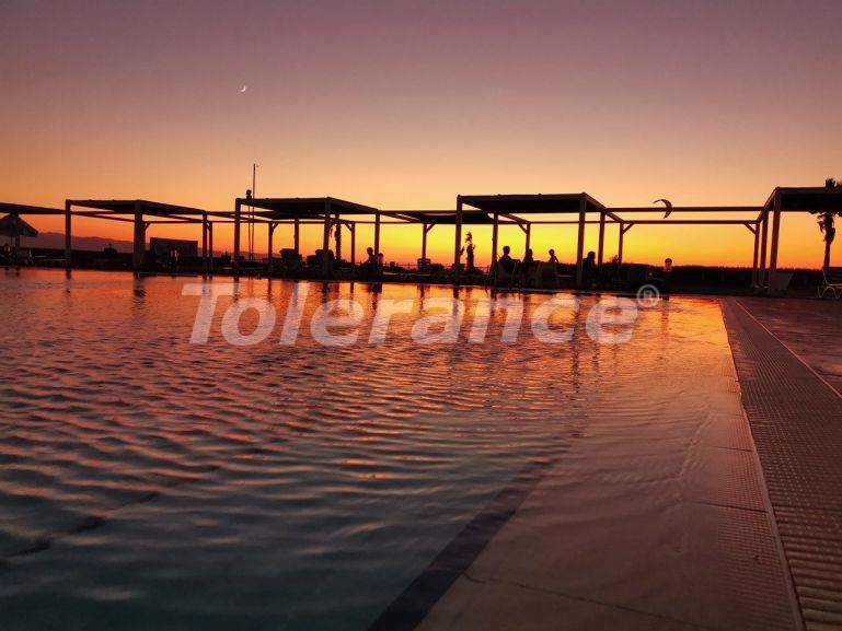 Apartment in Kyrenia, Northern Cyprus with sea view with pool with installment - buy realty in Turkey - 85421
