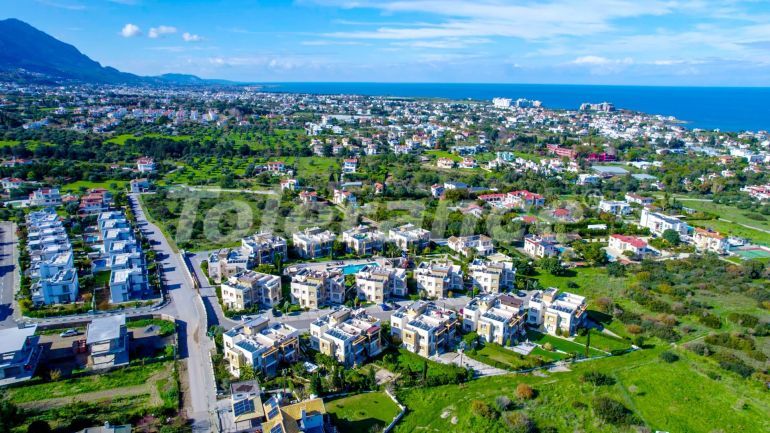 آپارتمان که در کیرینیا, قبرس شمالی منظره دریا استخر - خرید ملک در ترکیه - 88605