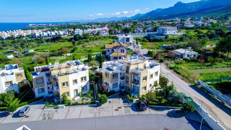 آپارتمان که در کیرینیا, قبرس شمالی منظره دریا استخر - خرید ملک در ترکیه - 88610