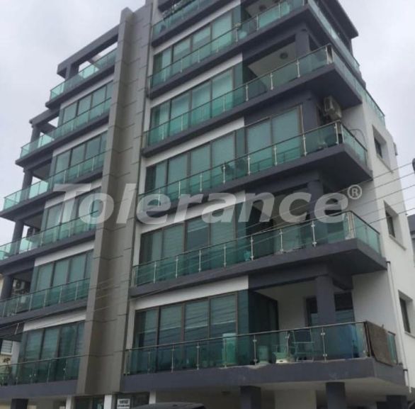 Appartement in Kyrenie, Noord-Cyprus - onroerend goed kopen in Turkije - 88819