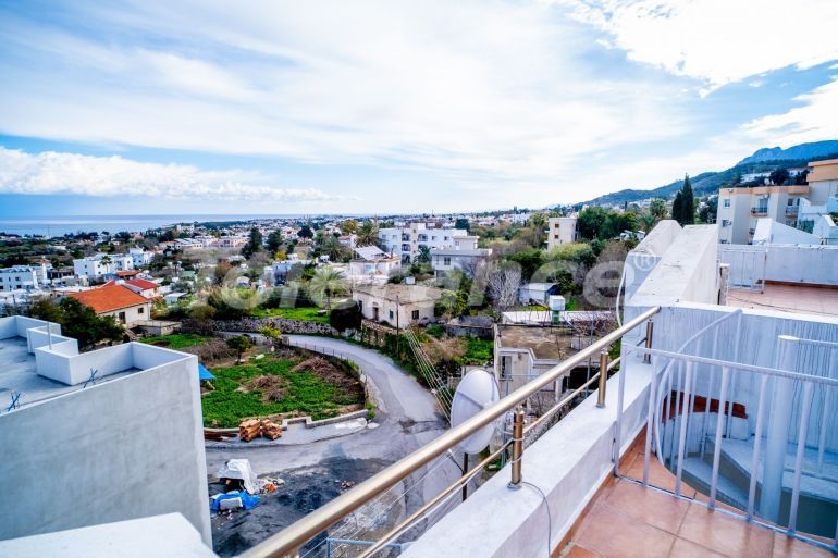 آپارتمان که در کیرینیا, قبرس شمالی منظره دریا استخر - خرید ملک در ترکیه - 88843