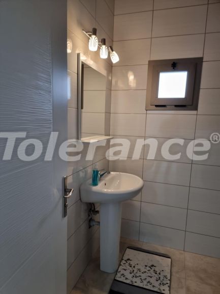 Apartment in Kyrenia, Northern Cyprus with pool - buy realty in Turkey - 92148