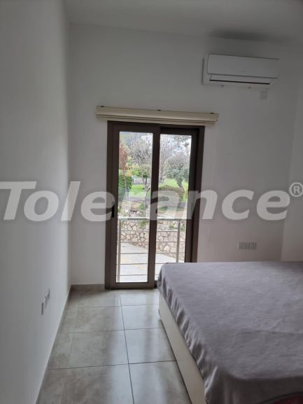 Apartment in Kyrenia, Northern Cyprus with pool - buy realty in Turkey - 92151