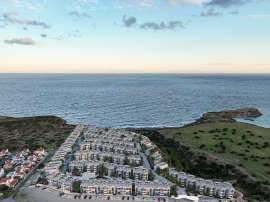 Apartment from the developer in Kyrenia, Northern Cyprus with sea view with pool with installment - buy realty in Turkey - 79488