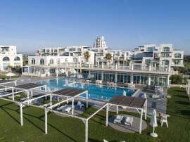 Apartment in Kyrenia, Northern Cyprus with pool with installment - buy realty in Turkey - 85439