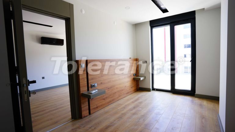 Appartement du développeur еn Lara, Antalya piscine - acheter un bien immobilier en Turquie - 100696