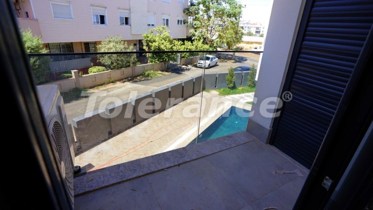 Appartement du développeur еn Lara, Antalya piscine - acheter un bien immobilier en Turquie - 100704