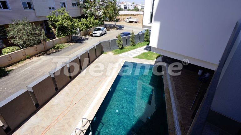 Appartement du développeur еn Lara, Antalya piscine - acheter un bien immobilier en Turquie - 100705
