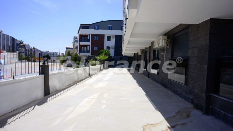 Appartement du développeur еn Lara, Antalya piscine - acheter un bien immobilier en Turquie - 100711