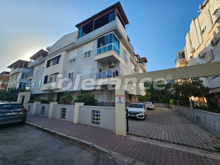 Apartment in Lara, Antalya - buy realty in Turkey - 127525