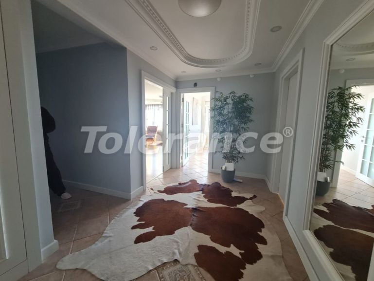 آپارتمان که در لارا, آنتالیا منظره دریا - خرید ملک در ترکیه - 134596